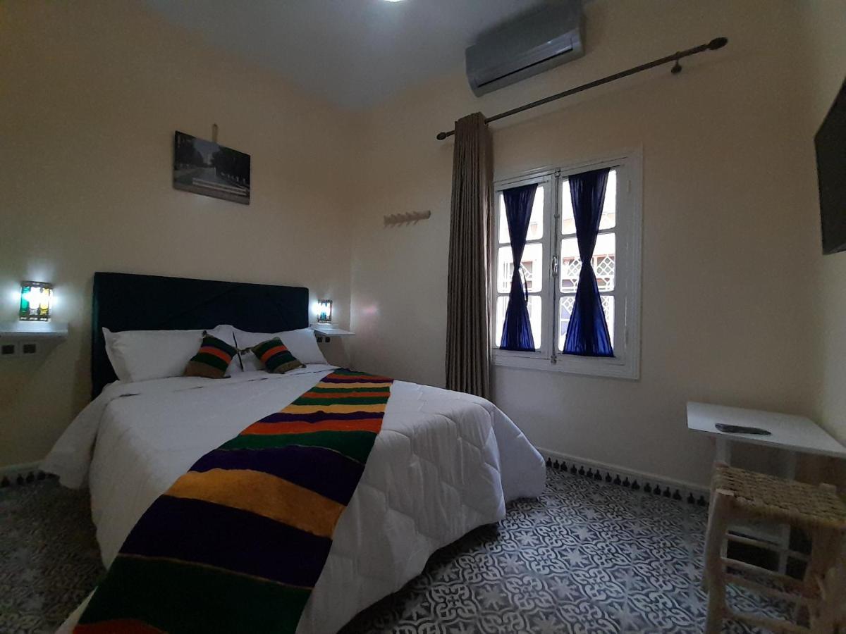 Hotel Mentaga タルーダント エクステリア 写真