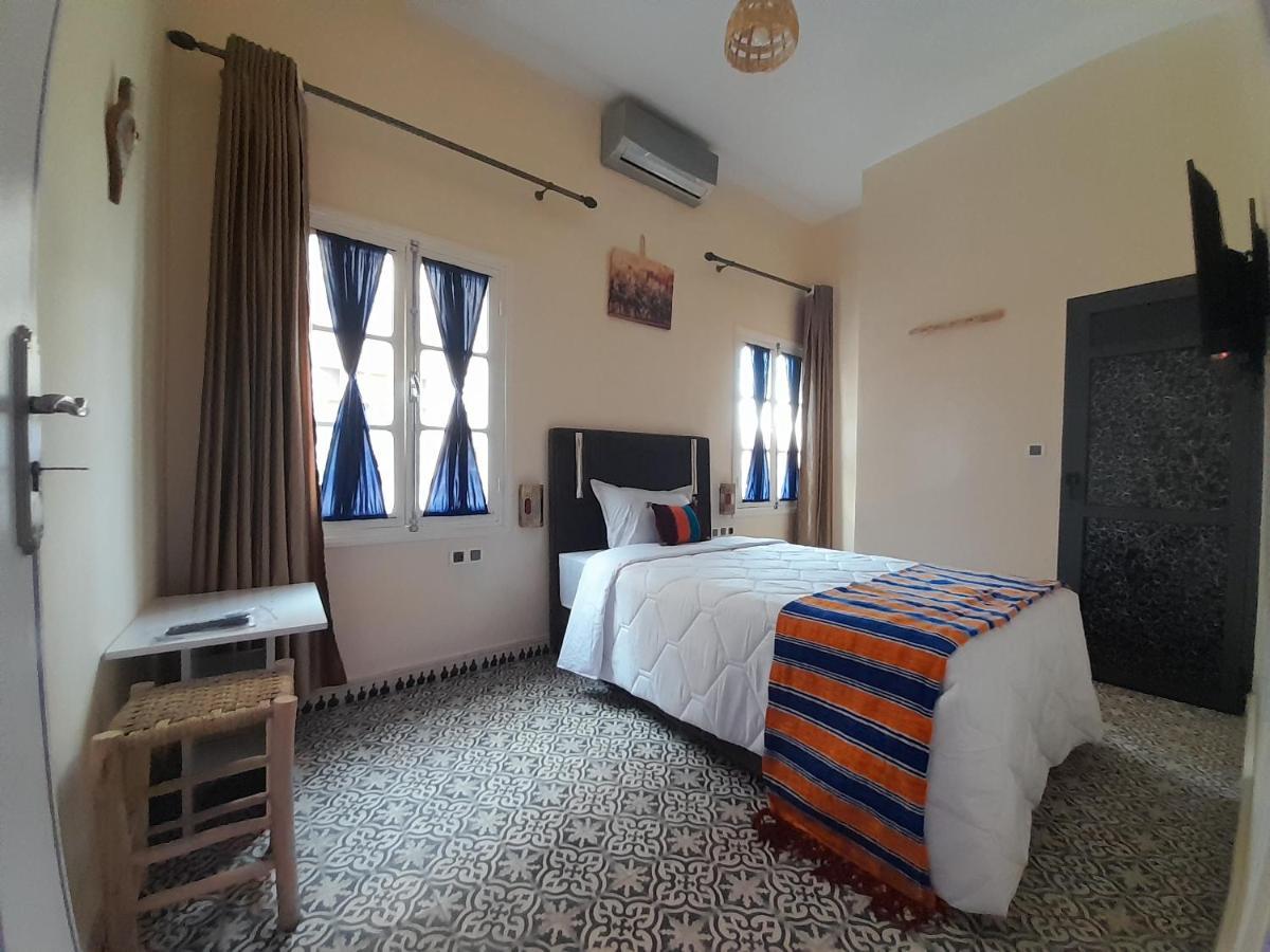 Hotel Mentaga タルーダント エクステリア 写真